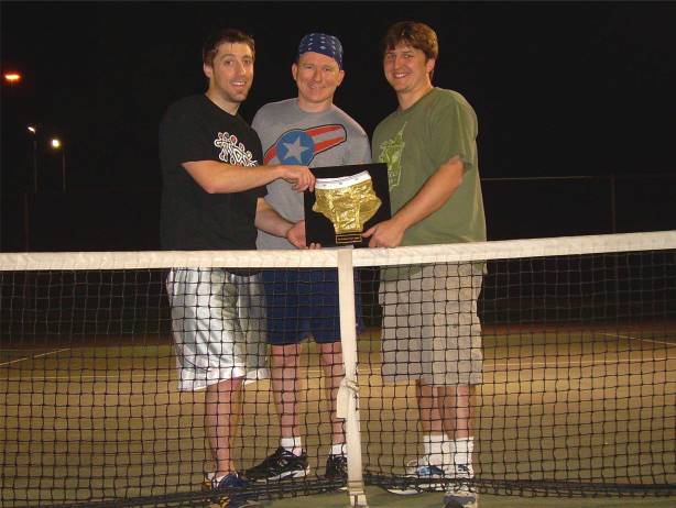 bvd-tennis-court-with-guys